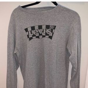 Levi’s graphic long sleeve top